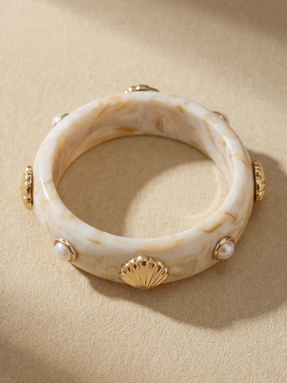 Multicolor Boho Women's Resin Multilayer Shell & Faux Pearl Bangle Set - Picture 3 of 6